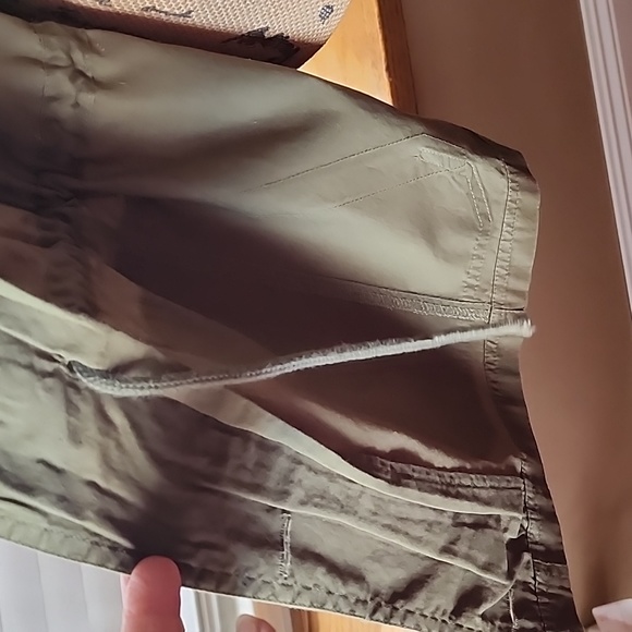 Army Green Light weight Jacket (Like New Condition) - Picture 11 of 12